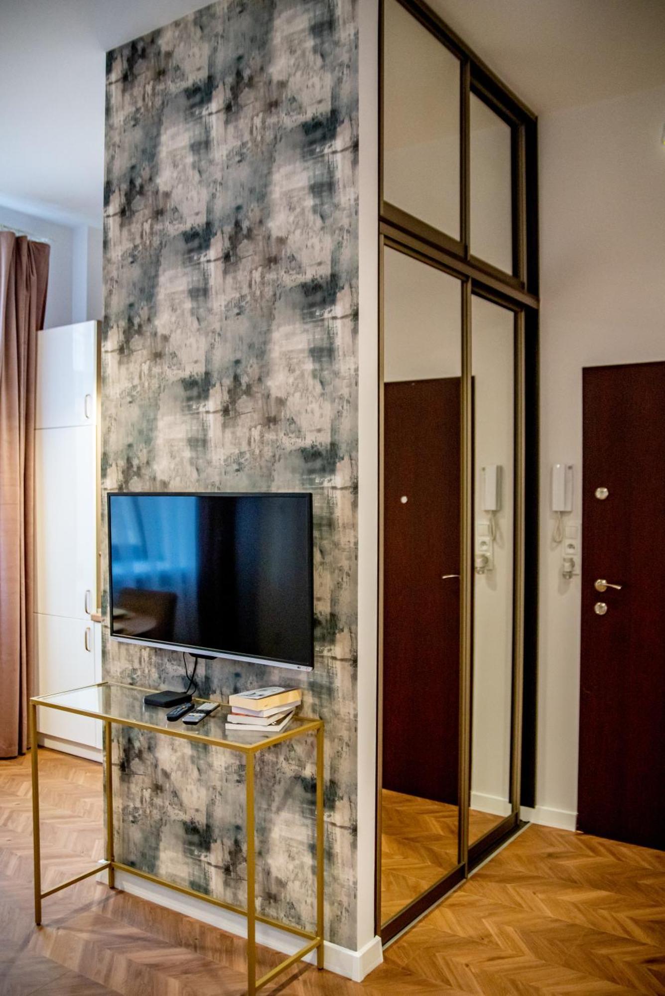 Apartments Czestochowa - Sloneczna Kamienica Exteriör bild